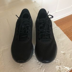 Nike Revolution 5 Running Shoes